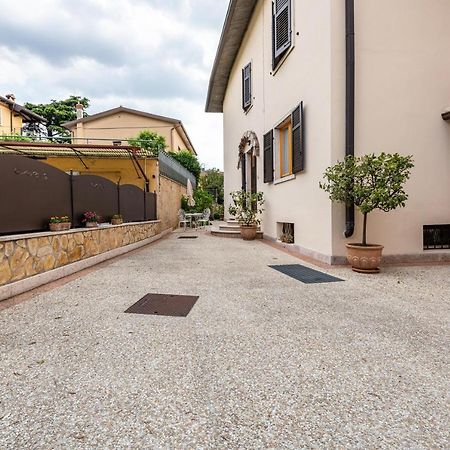 New casa Ilaria close to center Torri Del Benaco Esterno foto